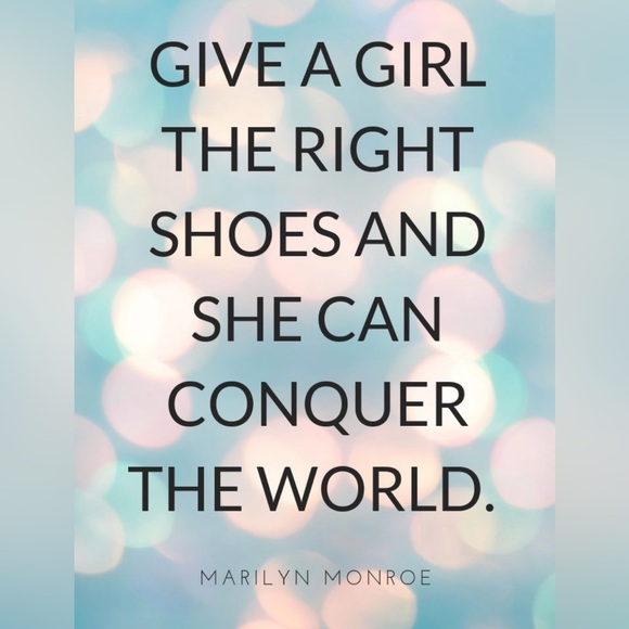 ❤️Meet your posher❤️ - Picture 8 of 11